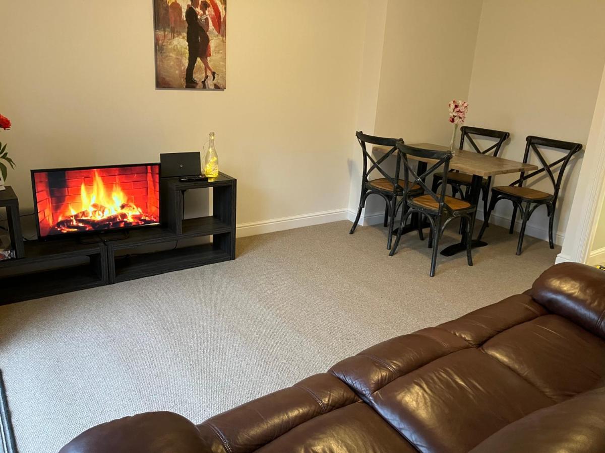 Cosy Home Near Hospital 卡莱尔 外观 照片