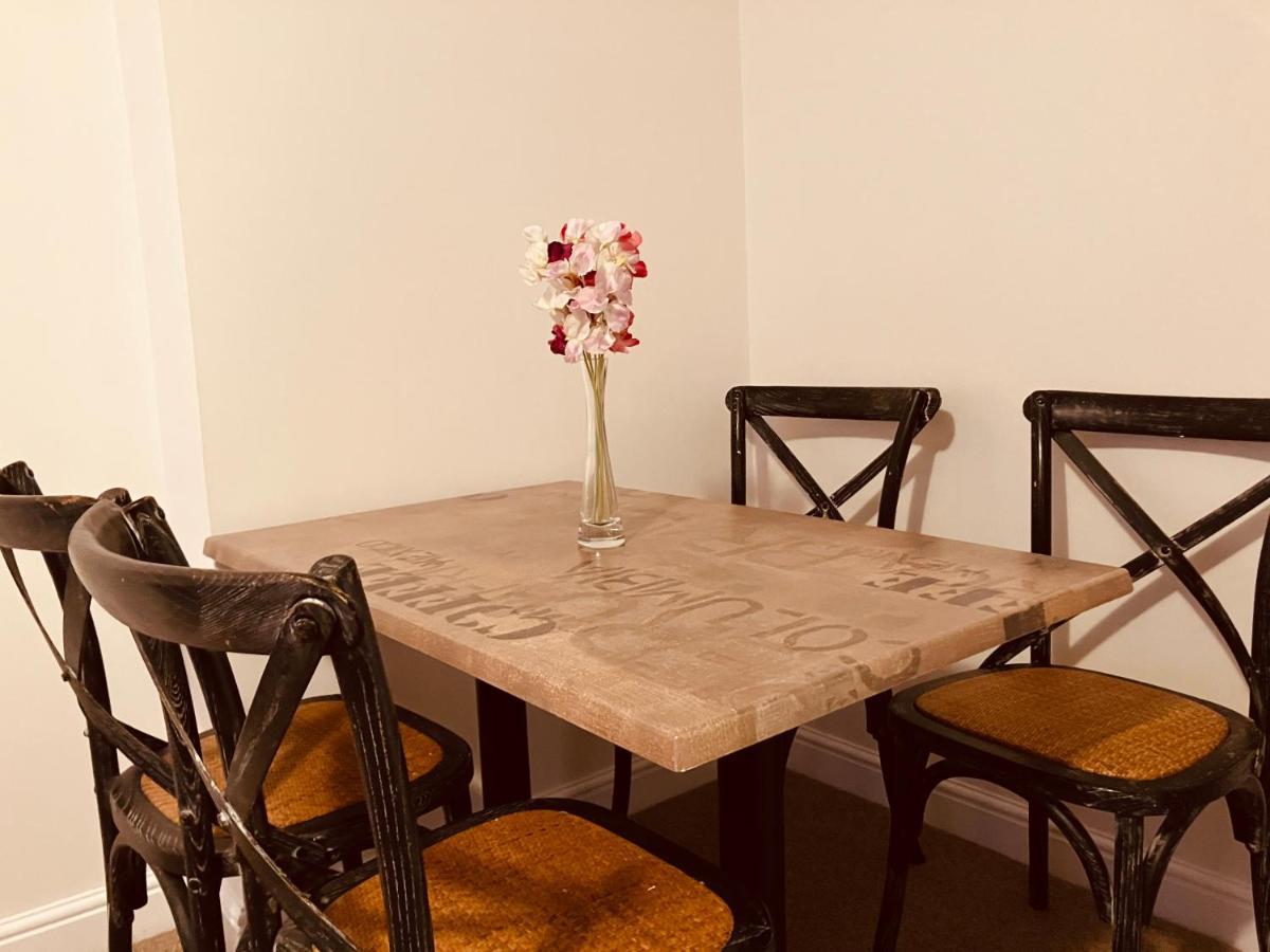Cosy Home Near Hospital 卡莱尔 外观 照片